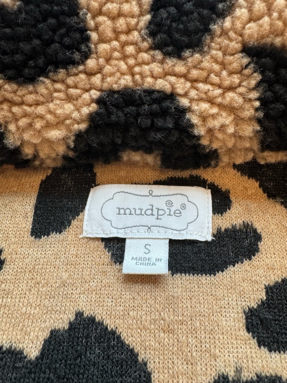 Mud Pie Leopard Sherpa Vest in Tan and Black - Picture 3 of 7